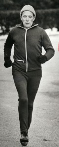Erik Simonsen 67 år løbetræner en vinterdag i 1982.